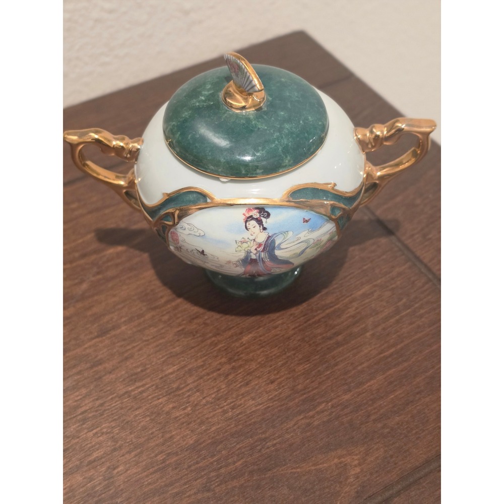 Li Wan Emerald Green Marbled Porcelain Musical Trinket Jar Gold Trim Fan Finial